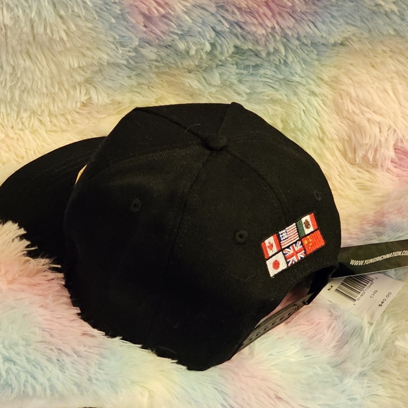 3/$25 🆕 YRN Gold Logo Black Flat Bill Hat - Picture 3 of 4